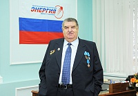 Он строил город для людей Он строил город для людей