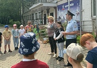 Сотрудник полиции г.о. Королёв провел встречу с детьми в летнем лагере Сотрудник полиции г.о. Королёв провел встречу с детьми в летнем лагере