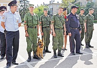 Красив в строю — силён в бою Красив в строю — силён в бою
