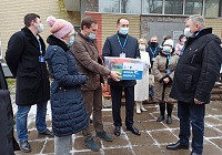 В городскую больницу передали подарки для детей В городскую больницу передали подарки для детей