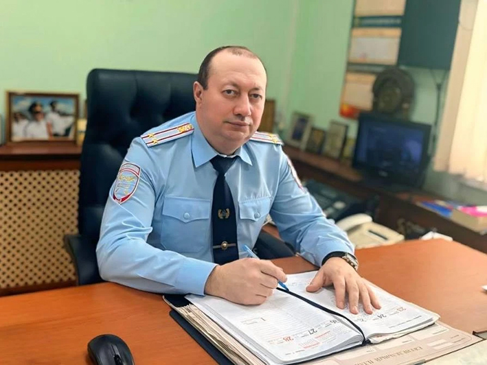 Адамов.jpg