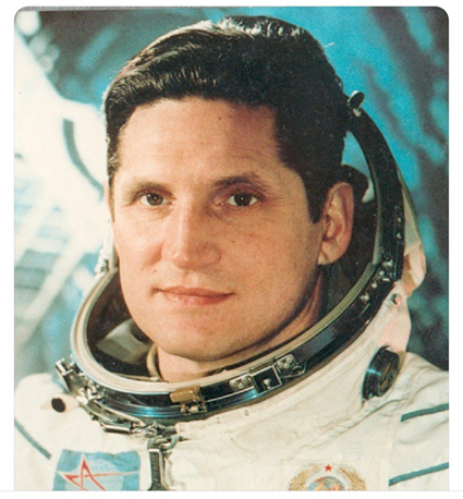 Космонавт Борис Волынов.jpg