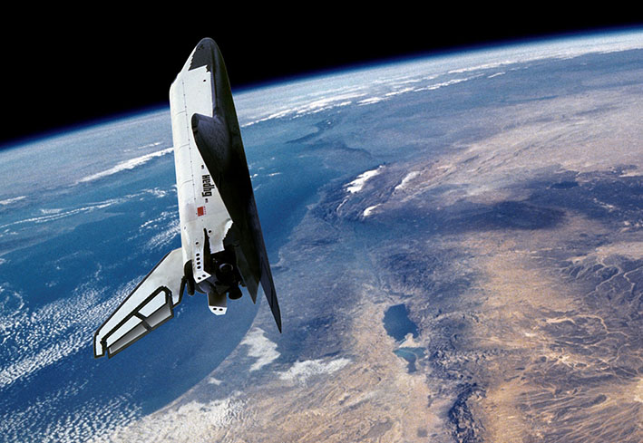 8. Буран маневрирует.jpg