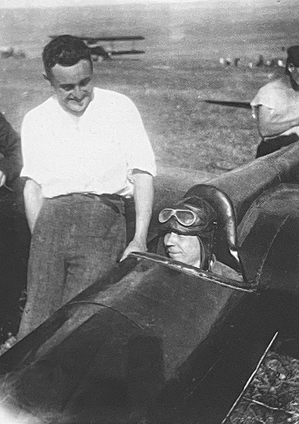 Королёв и Победоносцев.jpg