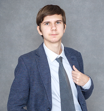 Максим Довгалев.jpg