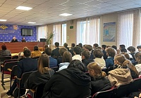 В Королёве полицейские провели День открытых дверей для учеников местных школ