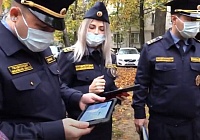 Баженов: в 12 муниципалитетах мониторинг состояния детских площадок в Подмосковье составил почти 100%