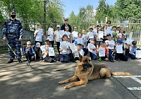 Полицейские провели экскурсию для детей в Центре кинологической службы УМВД России по г.о. Королёв