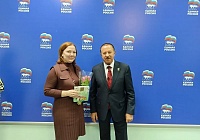 Депутаты поздравили женский состав секретарей первичных отделений с наступающим 8 Марта