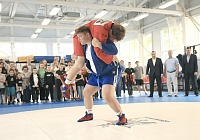 Самбо воспитывает достойных людей