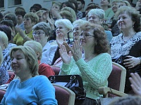 За милых дам!