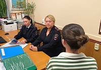 В Королёве сотрудники полиции и общественник провели акцию, приуроченную к Всероссийскому дню правовой помощи детям